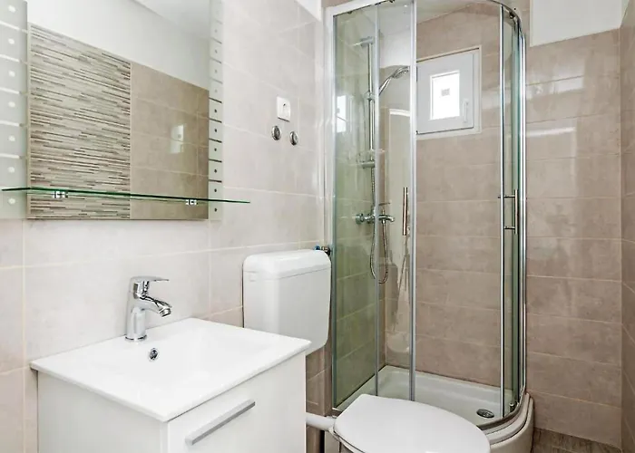 Nyaraló 2 Bedroom Front In *